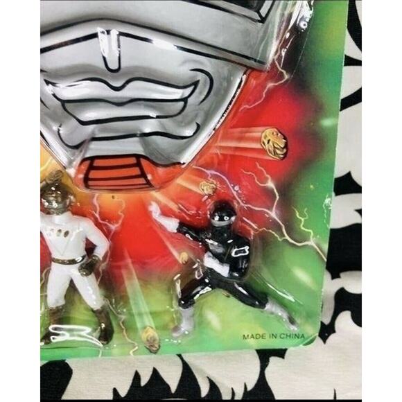 Super Robotic Red Ranger Mask & Figures Playset Power Rangers KO - Picture 9 of 9